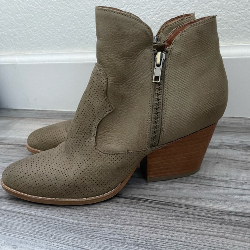 Anthropologie Silent D Brown leather booties